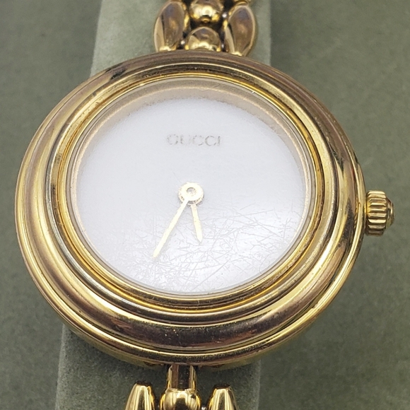 ROW!! Vintage Gucci 1980s Quartz Interchangeable Watch Bezel Set Gold Tone - Picture 7 of 10